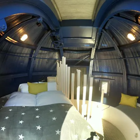 ベッド・アンド・ブレックファスト Sternwarte By Randolins