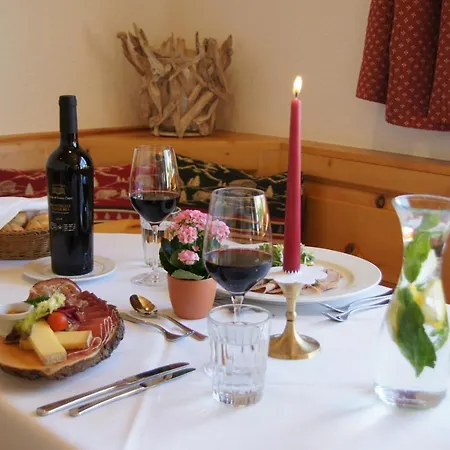 Sternwarte By Randolins Bed & Breakfast